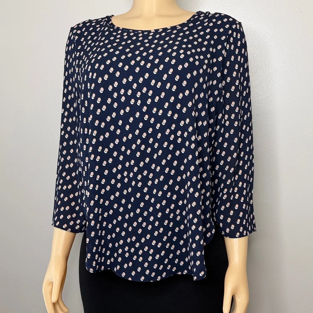 Ann Taylor Blouse Size Small - Picture 2 of 15